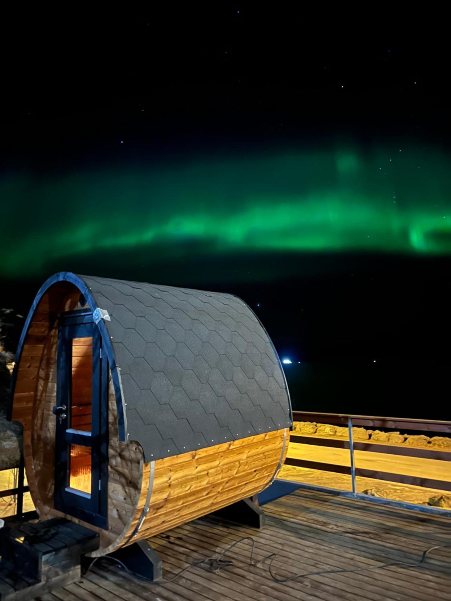 Hotel West Patreksfjordur Exterior photo